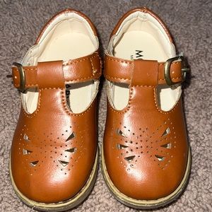 Toddler Girl Size 6 dress shoes